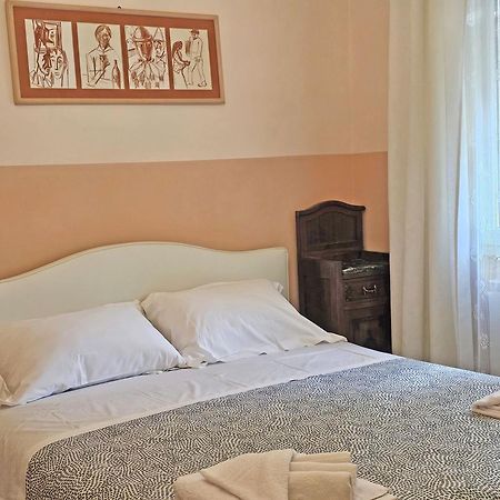 Bardi Luxury Dreams - Ponte Vecchio Apartment ฟลอเรนซ์ ภายนอก รูปภาพ