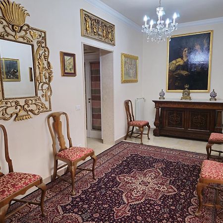 Bardi Luxury Dreams - Ponte Vecchio Apartment ฟลอเรนซ์ ภายนอก รูปภาพ