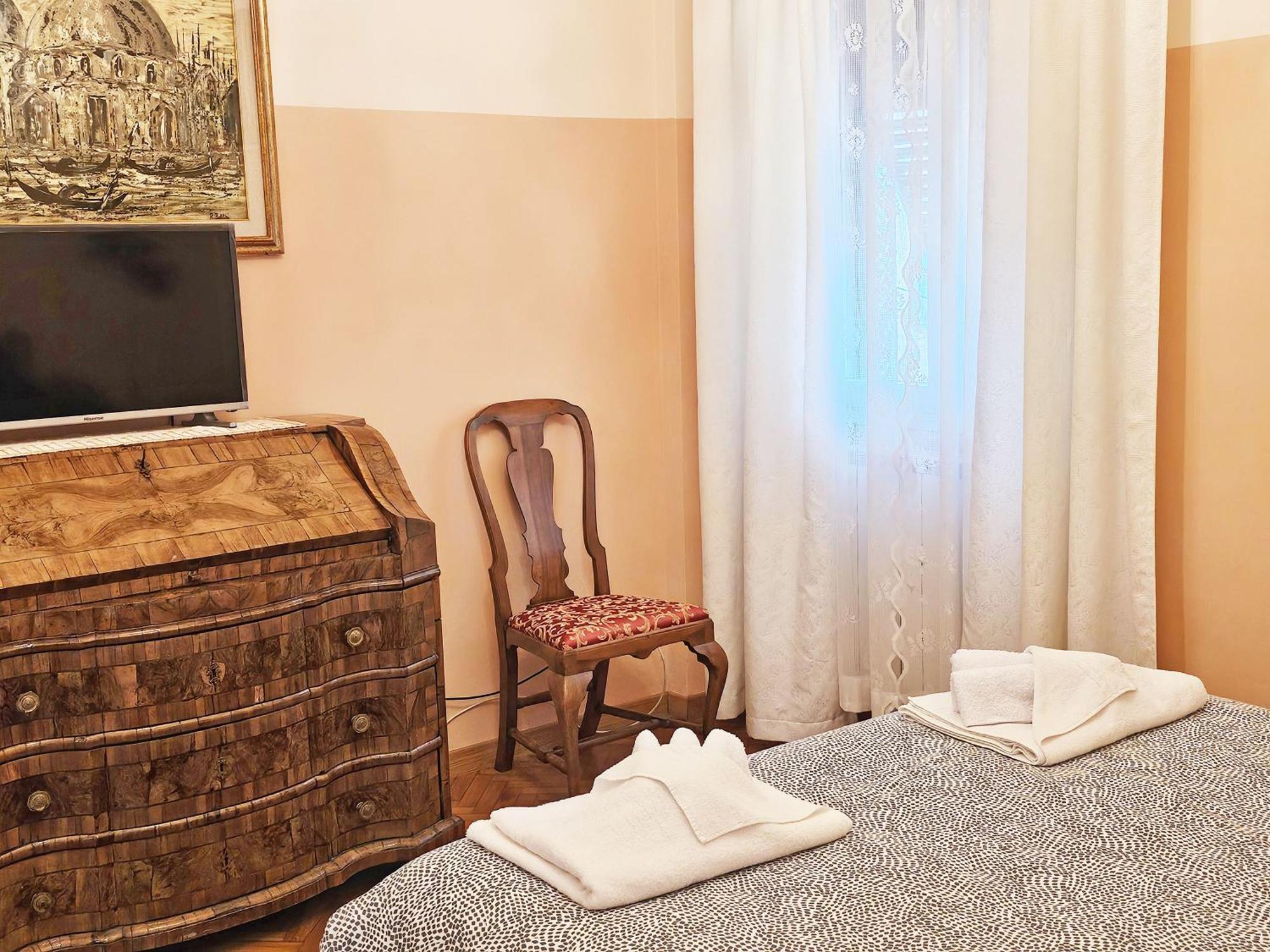 Bardi Luxury Dreams - Ponte Vecchio Apartment ฟลอเรนซ์ ภายนอก รูปภาพ