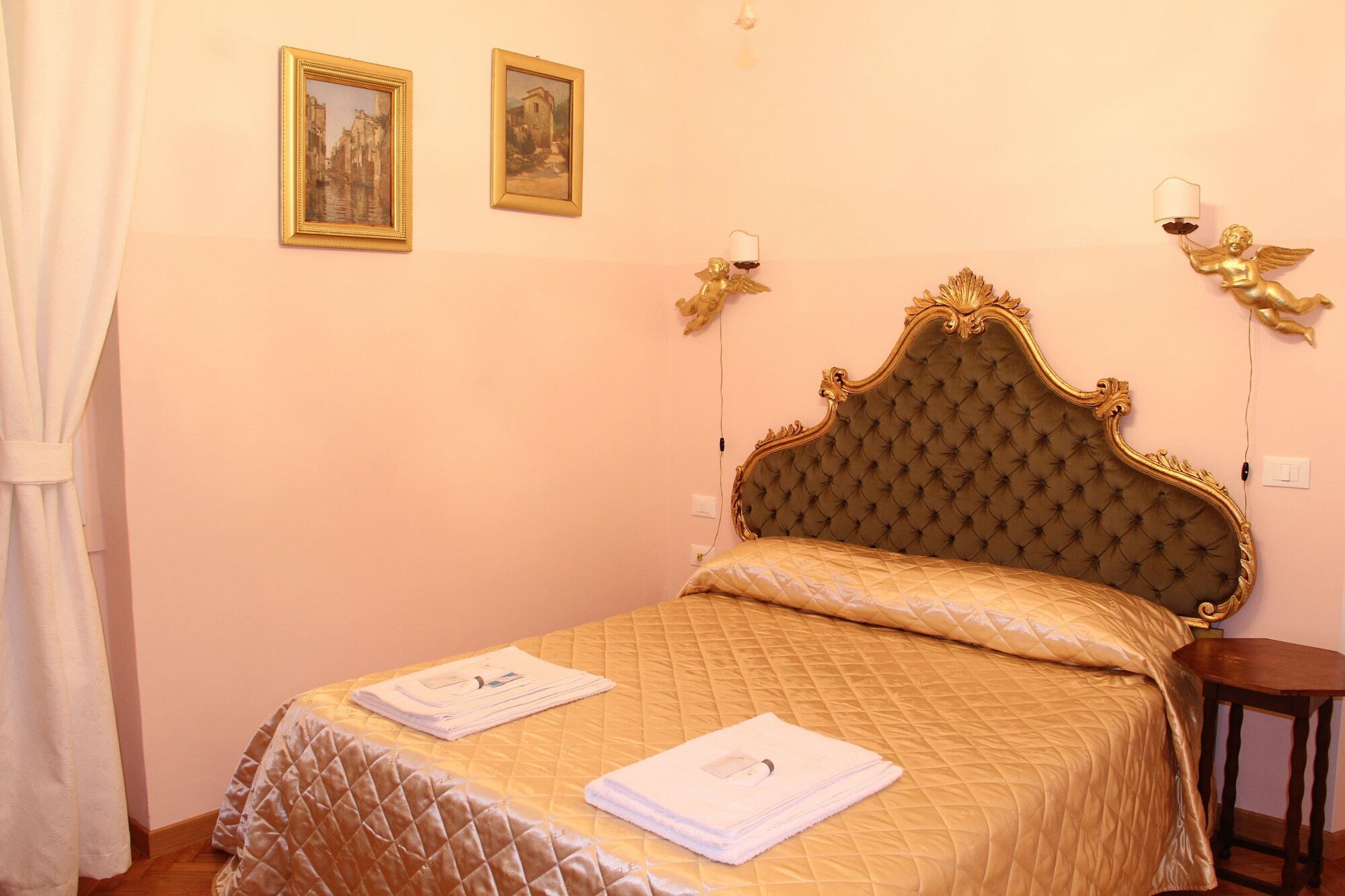 Bardi Luxury Dreams - Ponte Vecchio Apartment ฟลอเรนซ์ ภายนอก รูปภาพ